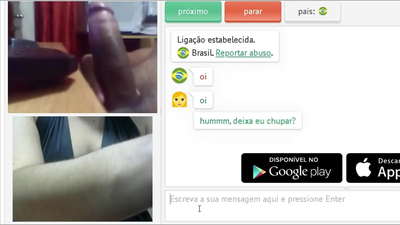 Mwamuna ndi mkazi akusangalala ndi kuseweretsa maliseche kwachilendo